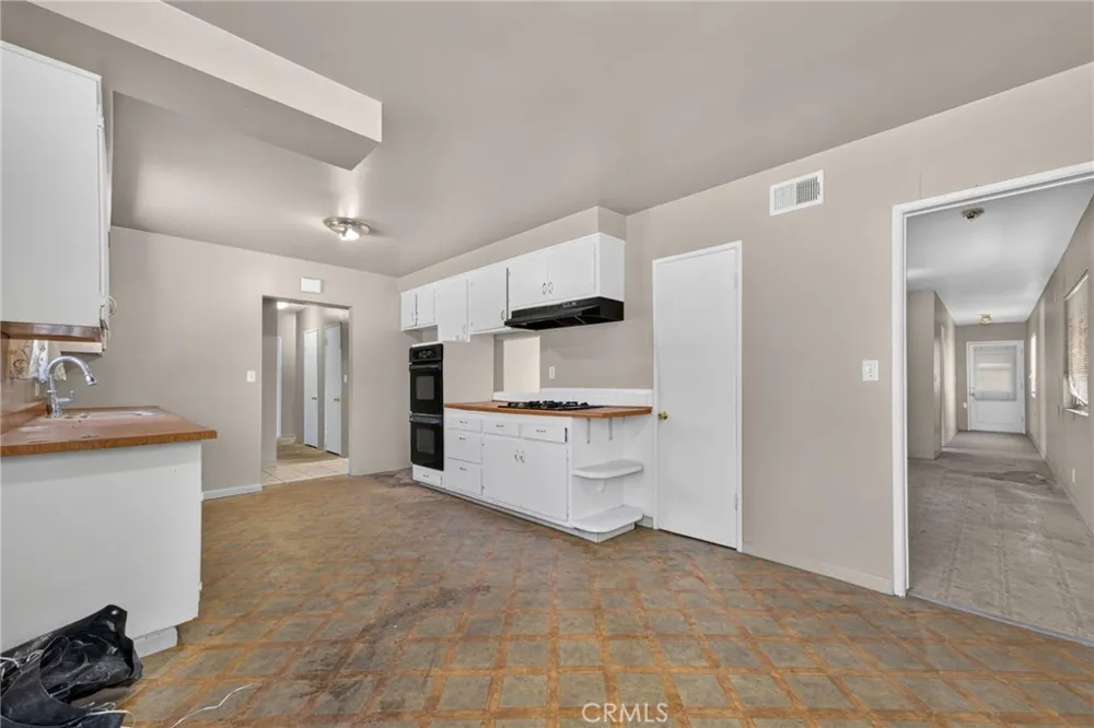 206 E Fig Monrovia, CA 91016