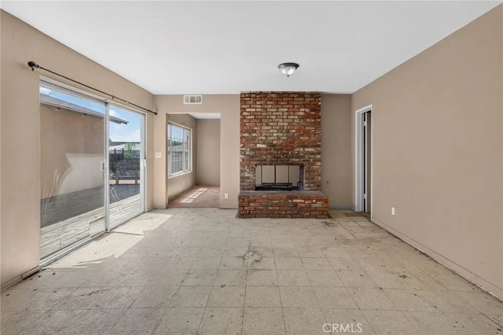 206 E Fig Monrovia, CA 91016