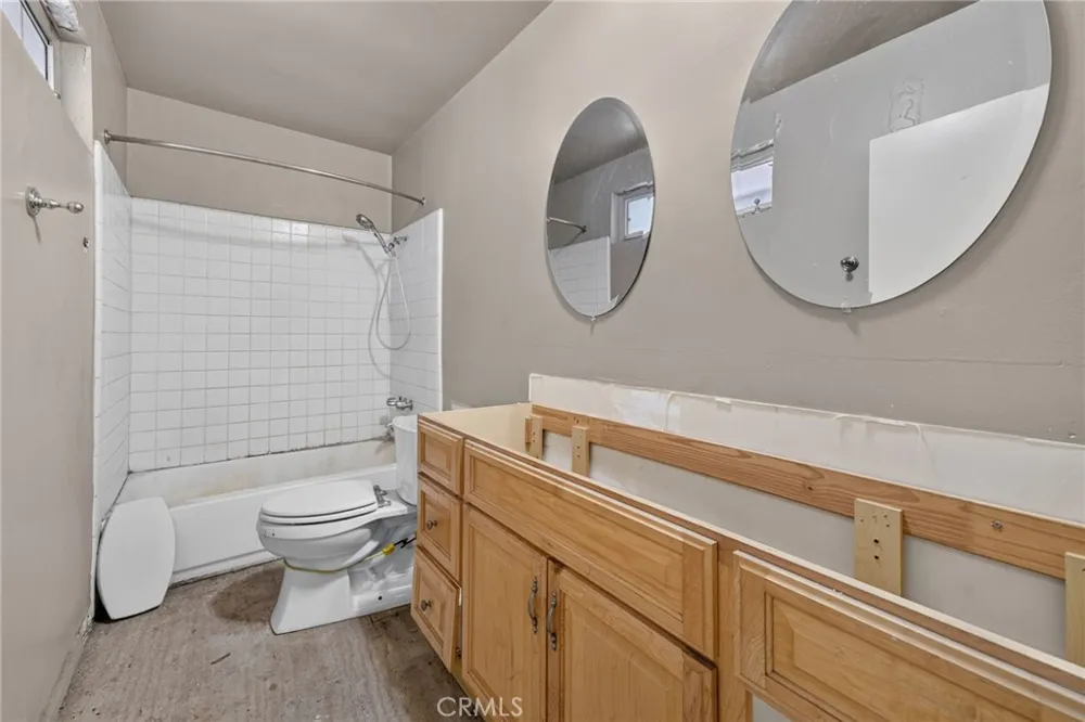 206 E Fig Monrovia, CA 91016