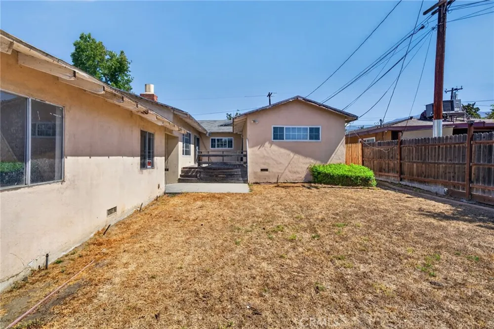 206 E Fig Monrovia, CA 91016