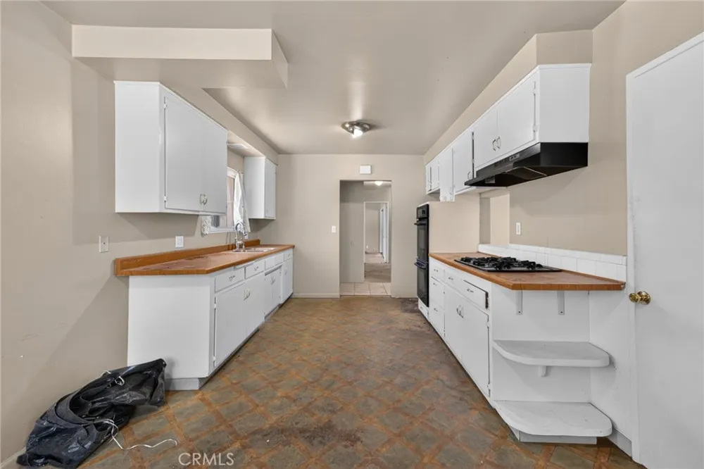 206 E Fig Monrovia, CA 91016