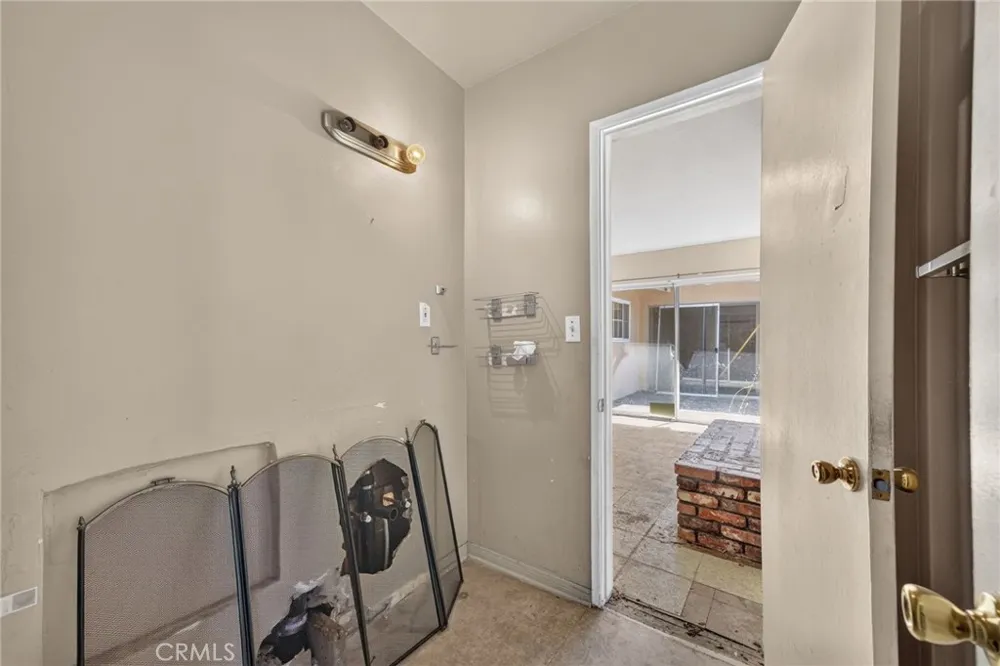 206 E Fig Monrovia, CA 91016