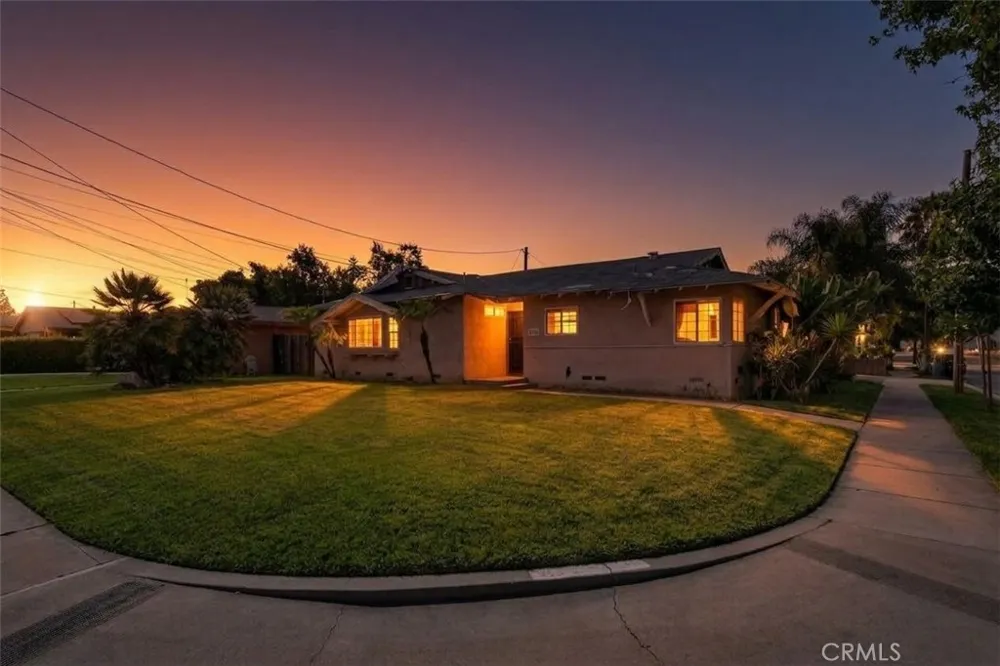 206 E Fig Monrovia, CA 91016