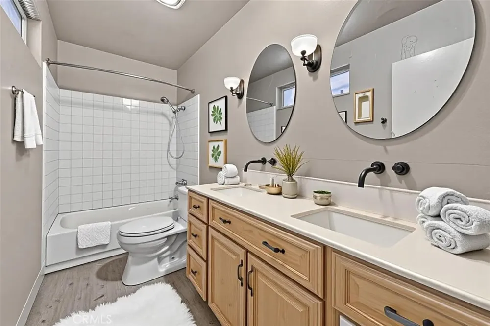 206 E Fig Monrovia, CA 91016