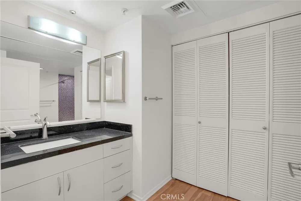 267 S San Pedro #217 Los Angeles, CA 90012