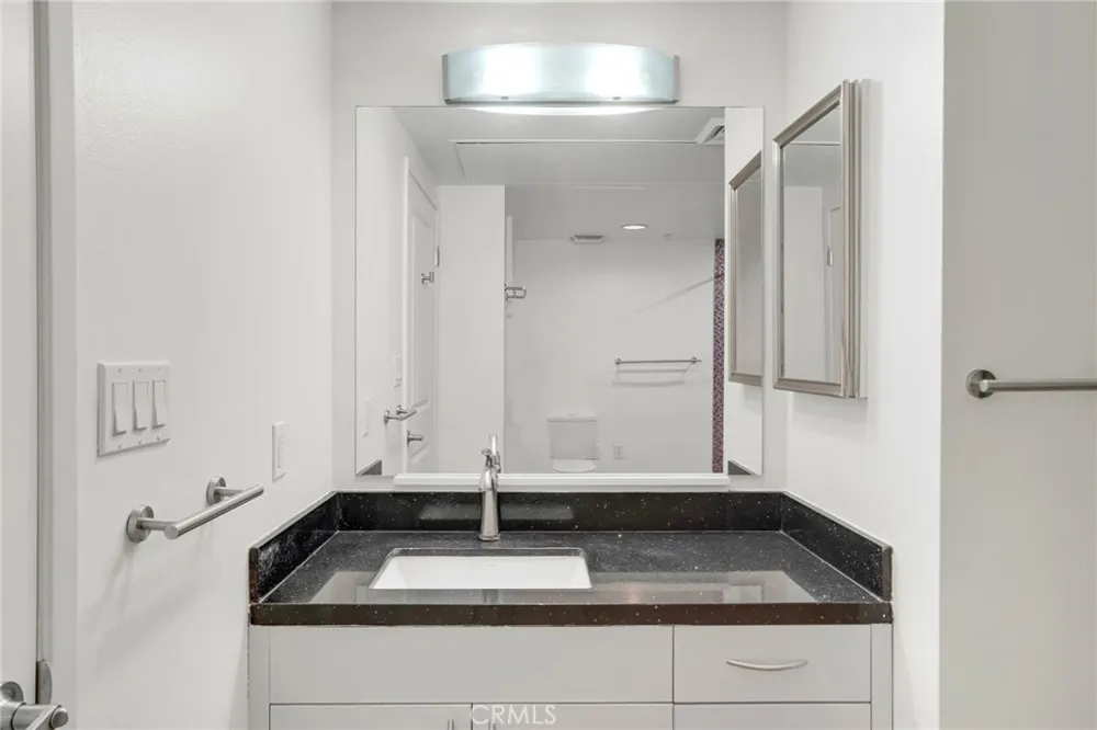 267 S San Pedro #217 Los Angeles, CA 90012