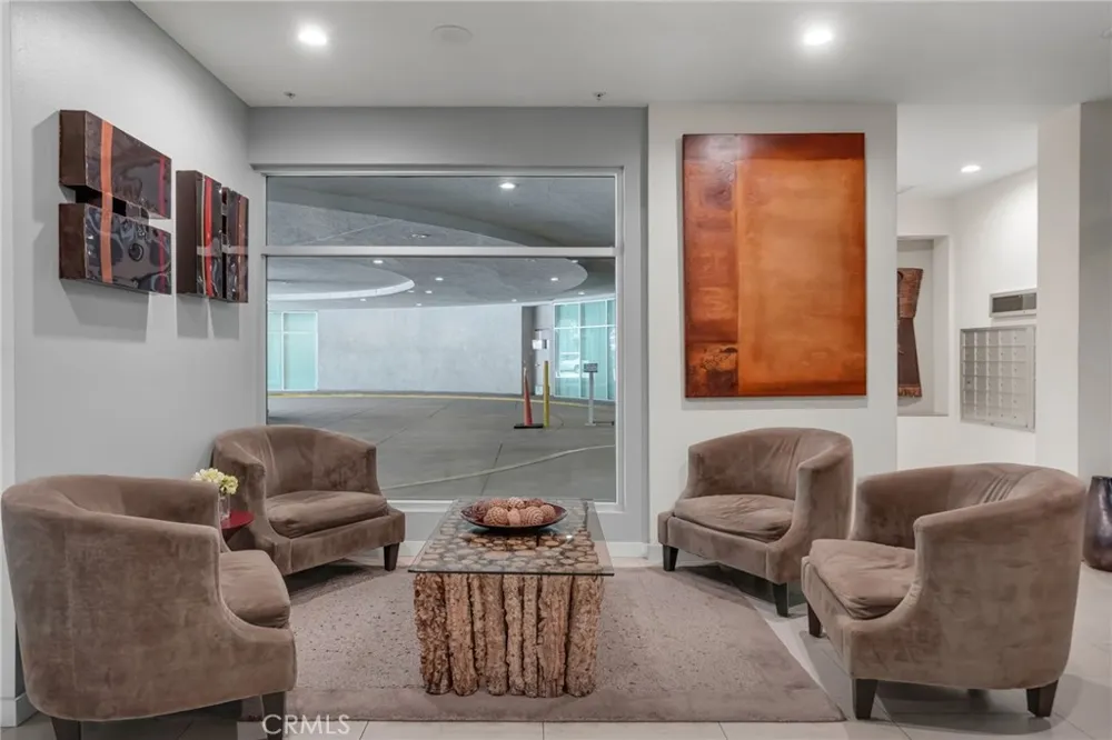 267 S San Pedro #217 Los Angeles, CA 90012