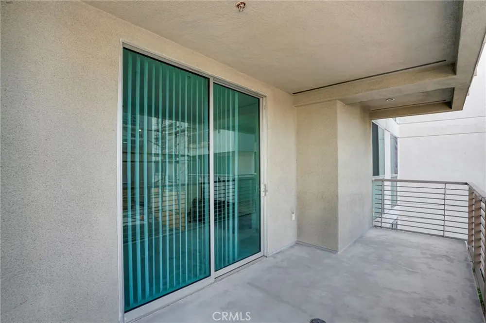 267 S San Pedro #217 Los Angeles, CA 90012