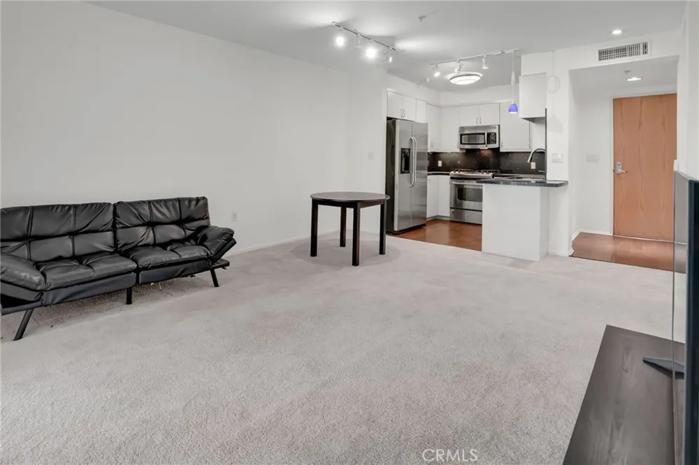 267 S San Pedro #217 Los Angeles, CA 90012