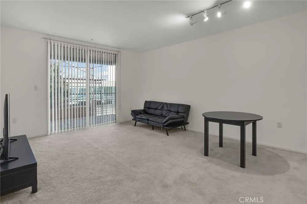 267 S San Pedro #217 Los Angeles, CA 90012