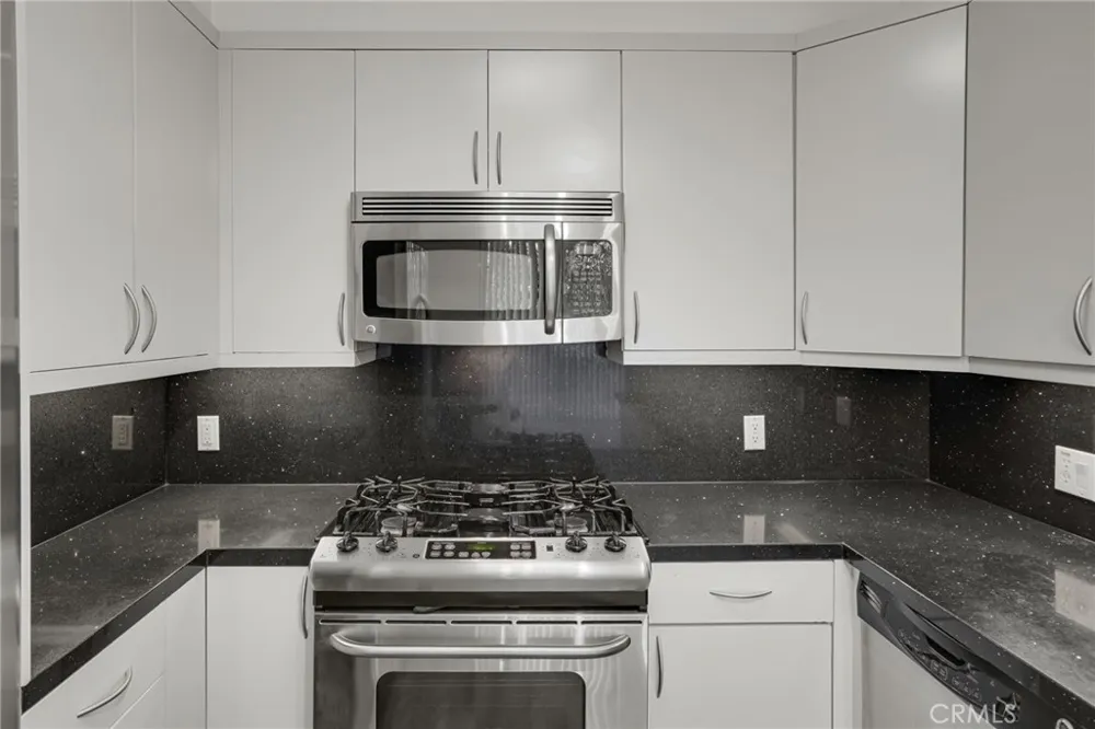267 S San Pedro #217 Los Angeles, CA 90012