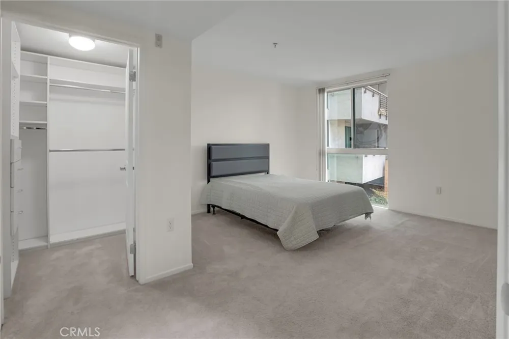 267 S San Pedro #217 Los Angeles, CA 90012