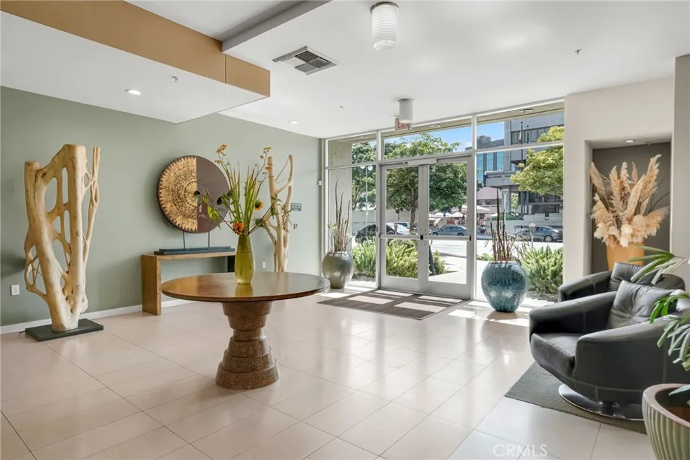267 S San Pedro #217 Los Angeles, CA 90012