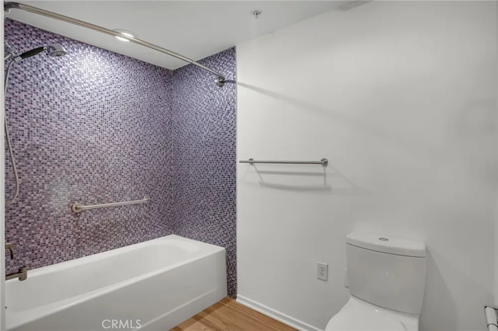 267 S San Pedro #217 Los Angeles, CA 90012