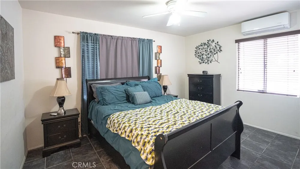 717 Belinda Barstow, CA 92311