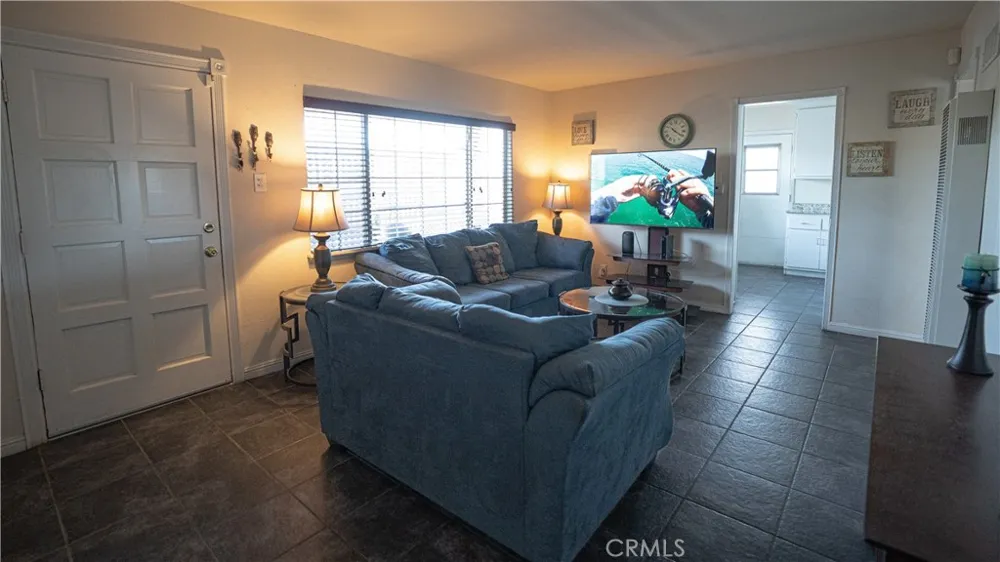 717 Belinda Barstow, CA 92311