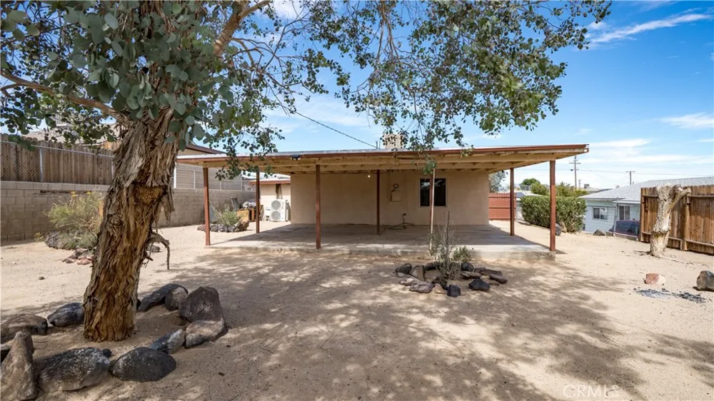 717 Belinda Barstow, CA 92311