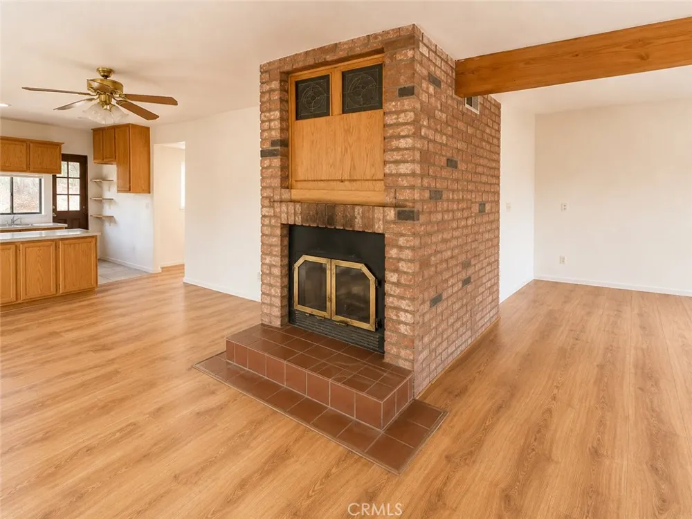 6364 Spruce Angelus Oaks, CA 92305