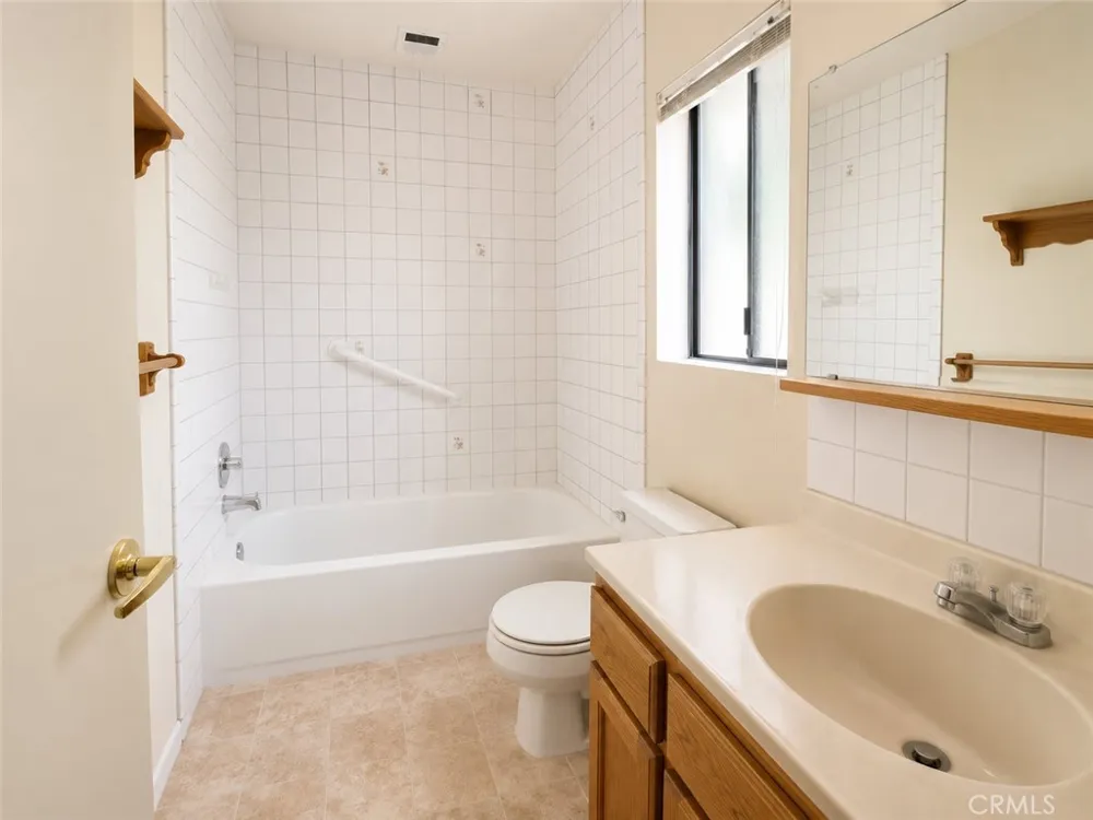 6364 Spruce Angelus Oaks, CA 92305