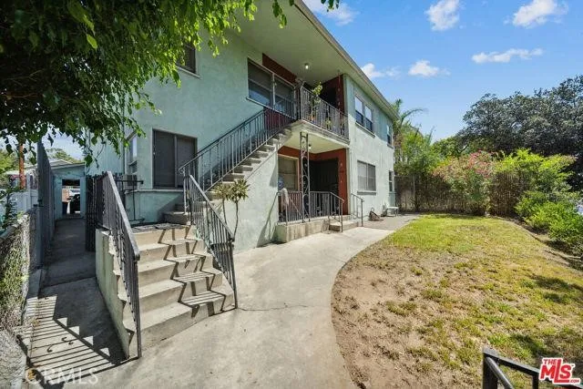 241 E Washington #2 Pasadena, CA 91104