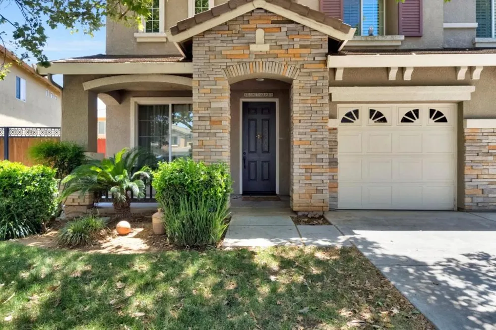 7113 E Garland Avenue Fresno, CA 93737