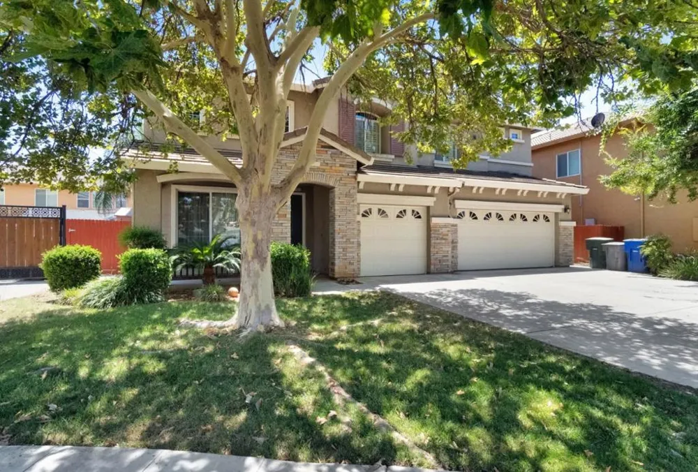 7113 E Garland Avenue Fresno, CA 93737