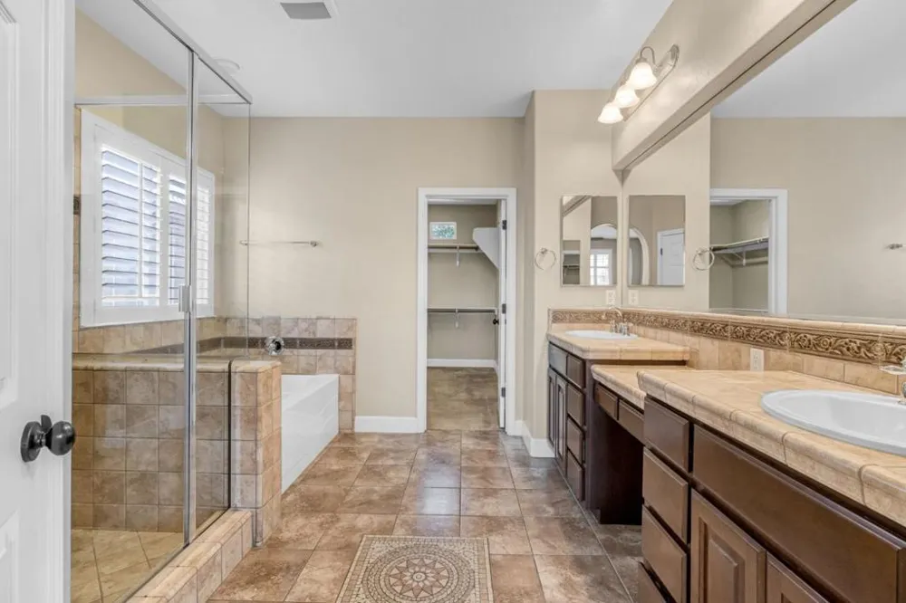 7113 E Garland Avenue Fresno, CA 93737