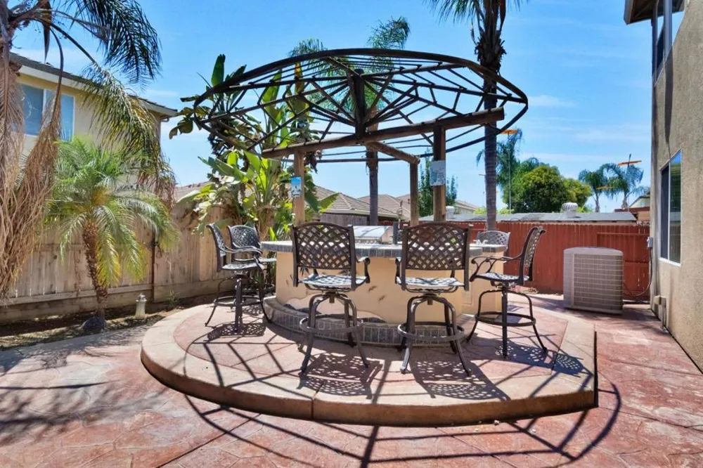 7113 E Garland Avenue Fresno, CA 93737