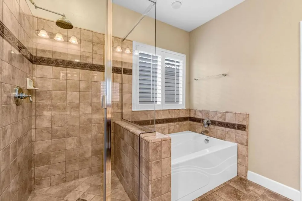 7113 E Garland Avenue Fresno, CA 93737