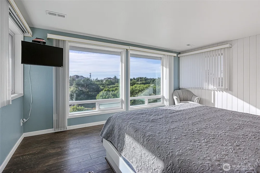 781 Camden Court SW Ocean Shores, WA 98569