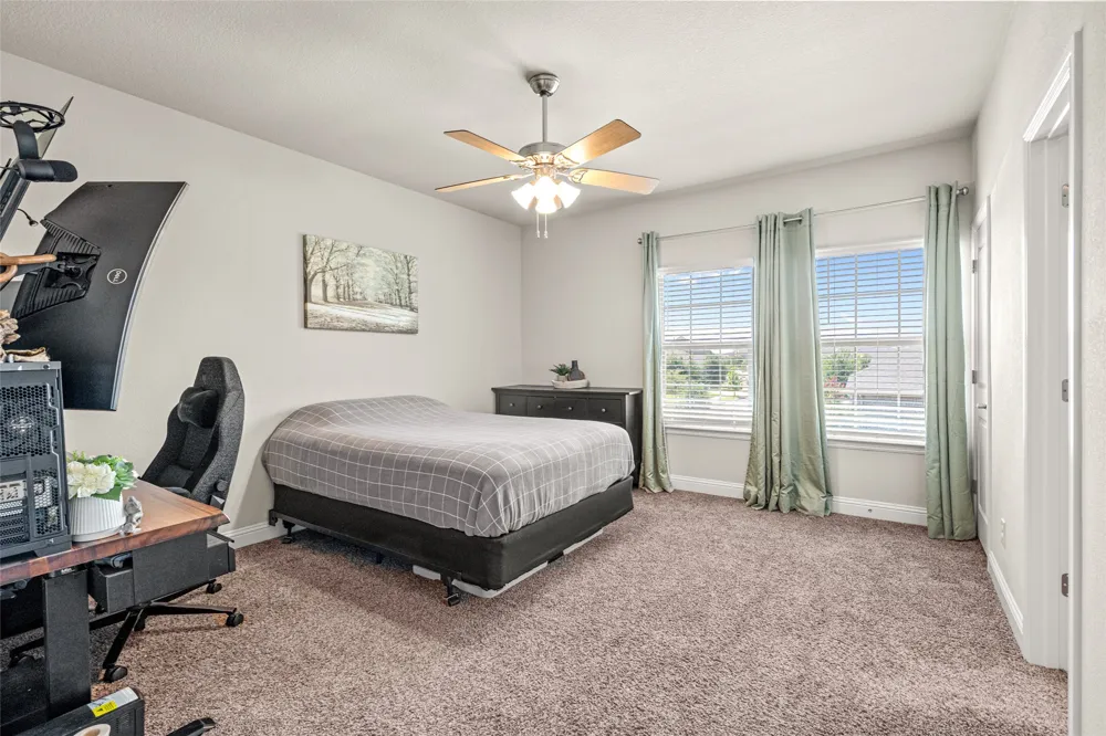 14856 Gladstone Drive Aledo, TX 76008