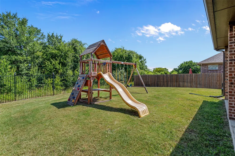 14856 Gladstone Drive Aledo, TX 76008
