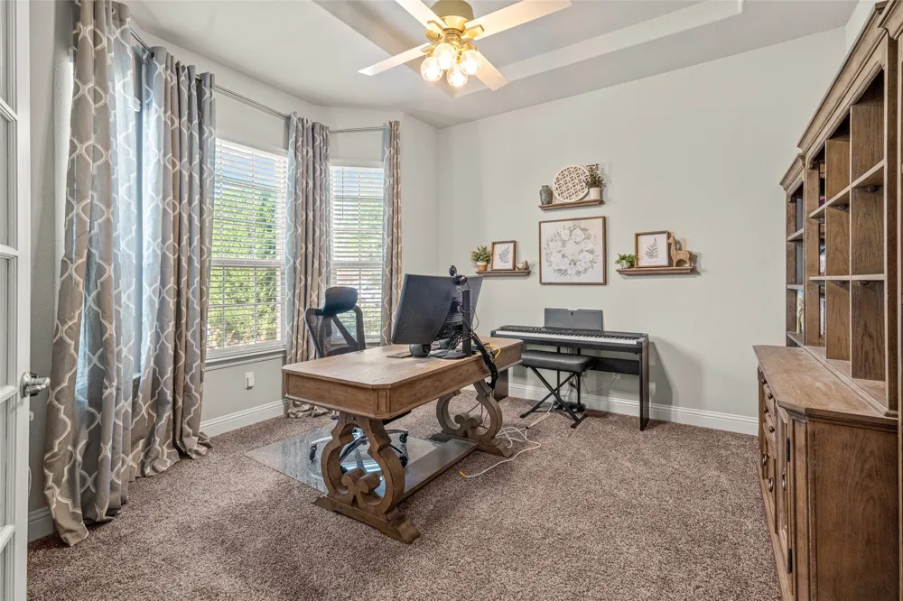 14856 Gladstone Drive Aledo, TX 76008