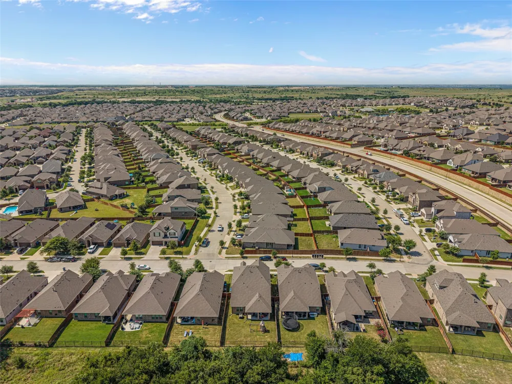 14856 Gladstone Drive Aledo, TX 76008