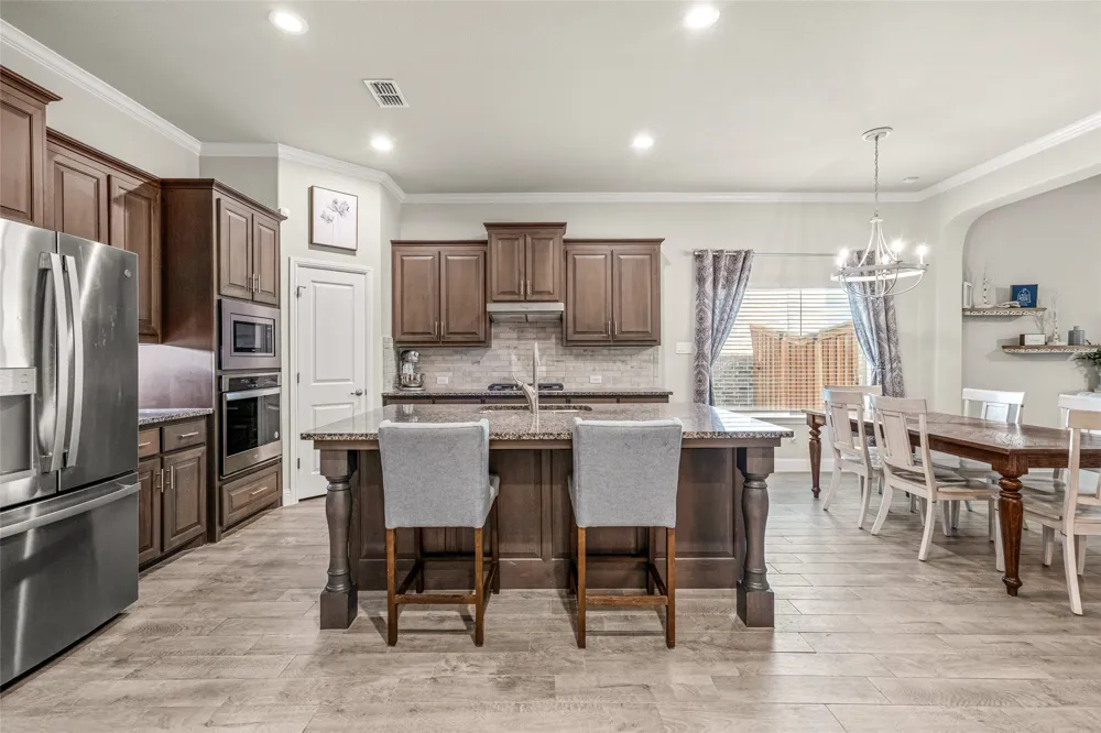 14856 Gladstone Drive Aledo, TX 76008