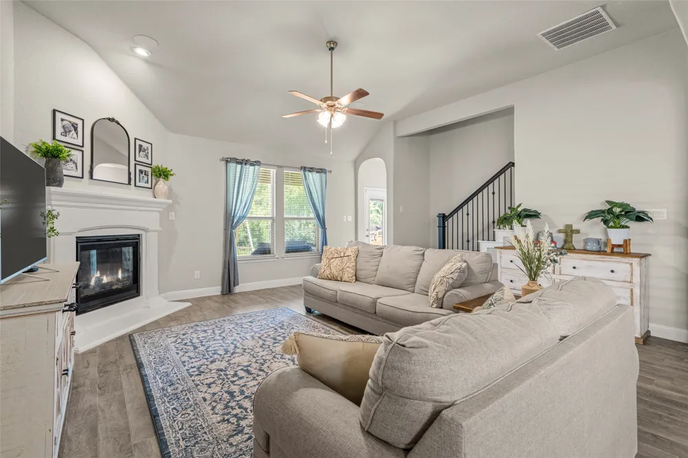 14856 Gladstone Drive Aledo, TX 76008