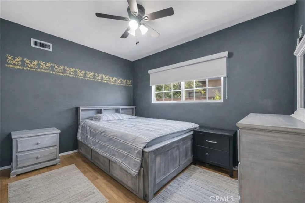 449 E Haltern Glendora, CA 91740