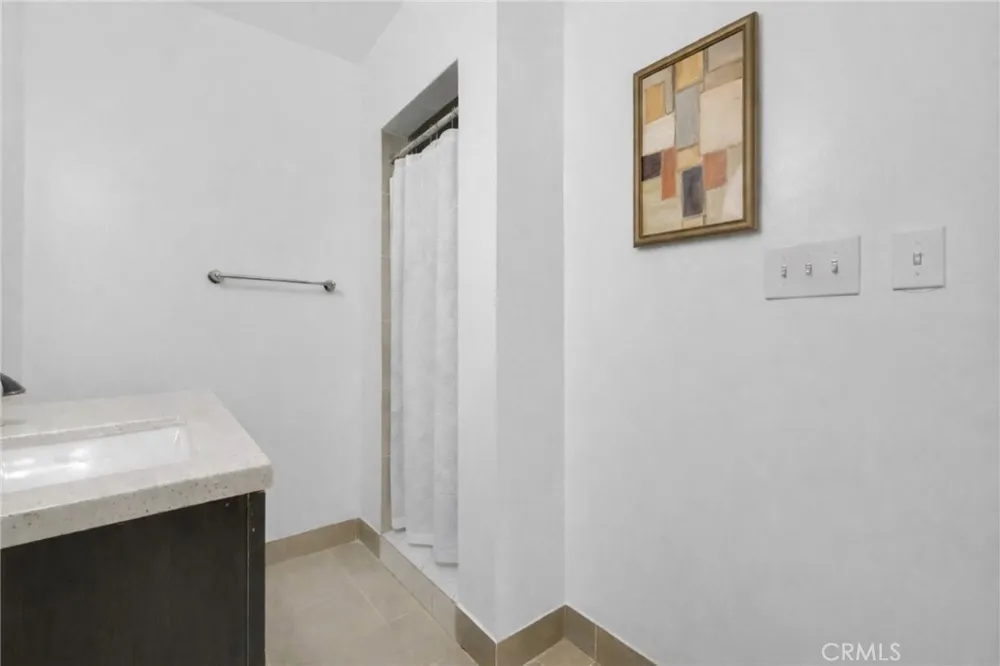 449 E Haltern Glendora, CA 91740