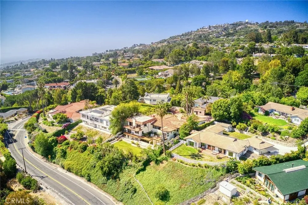3 Mustang Road Rancho Palos Verdes, CA 90275