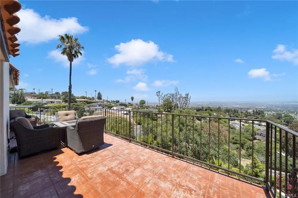 3 Mustang Road Rancho Palos Verdes, CA 90275