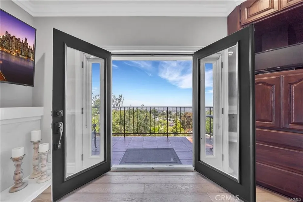 3 Mustang Road Rancho Palos Verdes, CA 90275