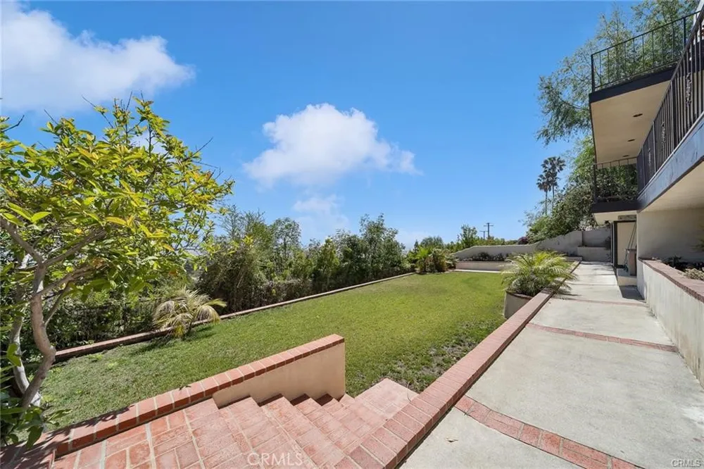 3 Mustang Road Rancho Palos Verdes, CA 90275