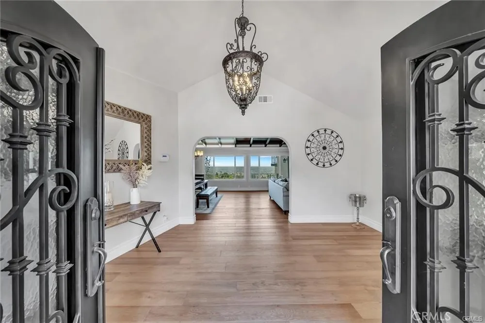 3 Mustang Road Rancho Palos Verdes, CA 90275