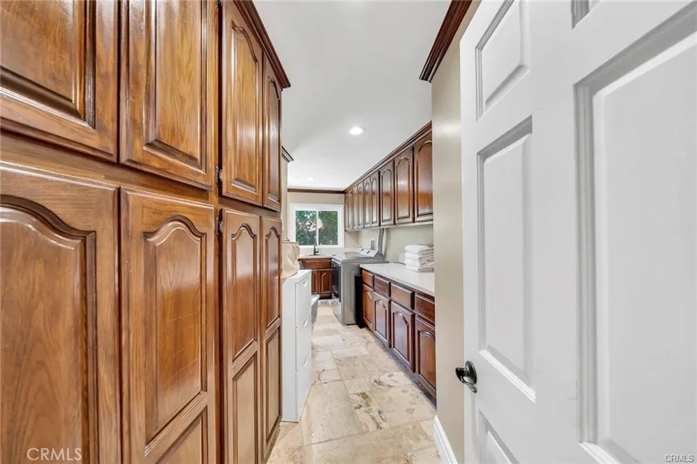 3 Mustang Road Rancho Palos Verdes, CA 90275