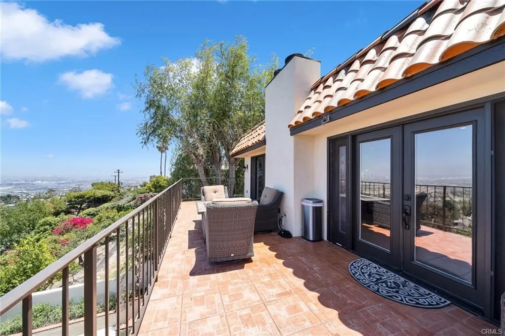 3 Mustang Road Rancho Palos Verdes, CA 90275