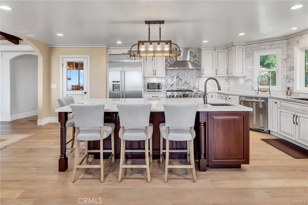 3 Mustang Road Rancho Palos Verdes, CA 90275