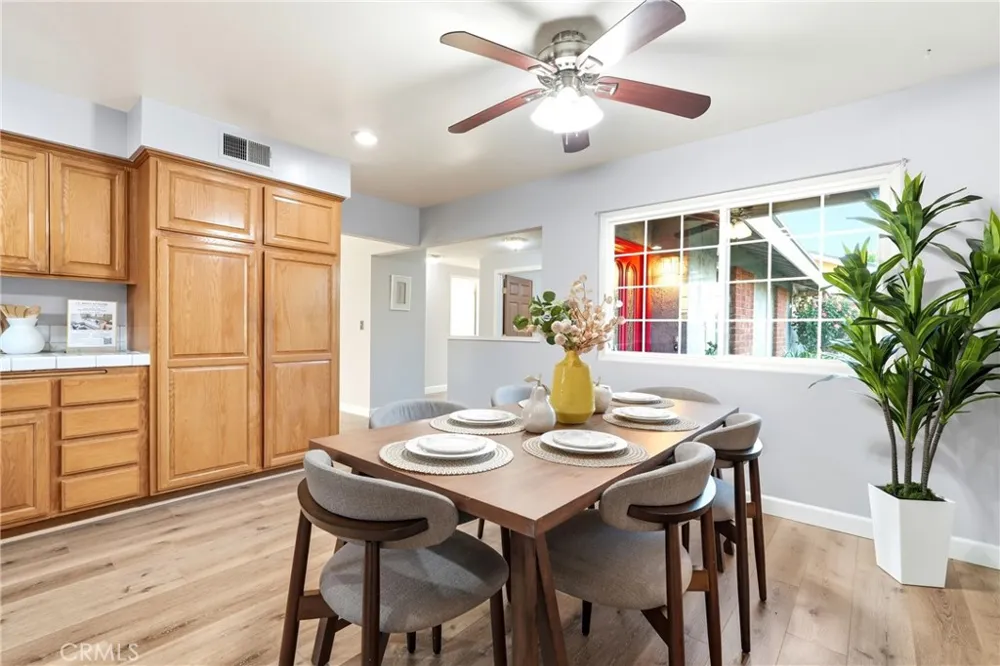 823 Delancey Ave San Dimas, CA 91773