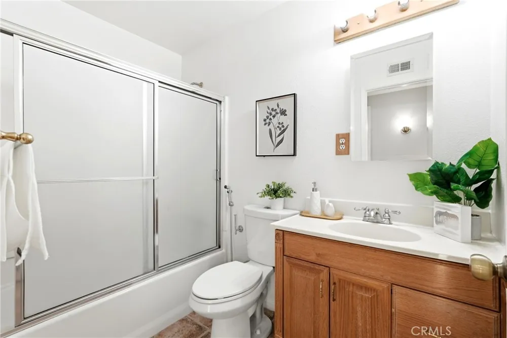 823 Delancey Ave San Dimas, CA 91773