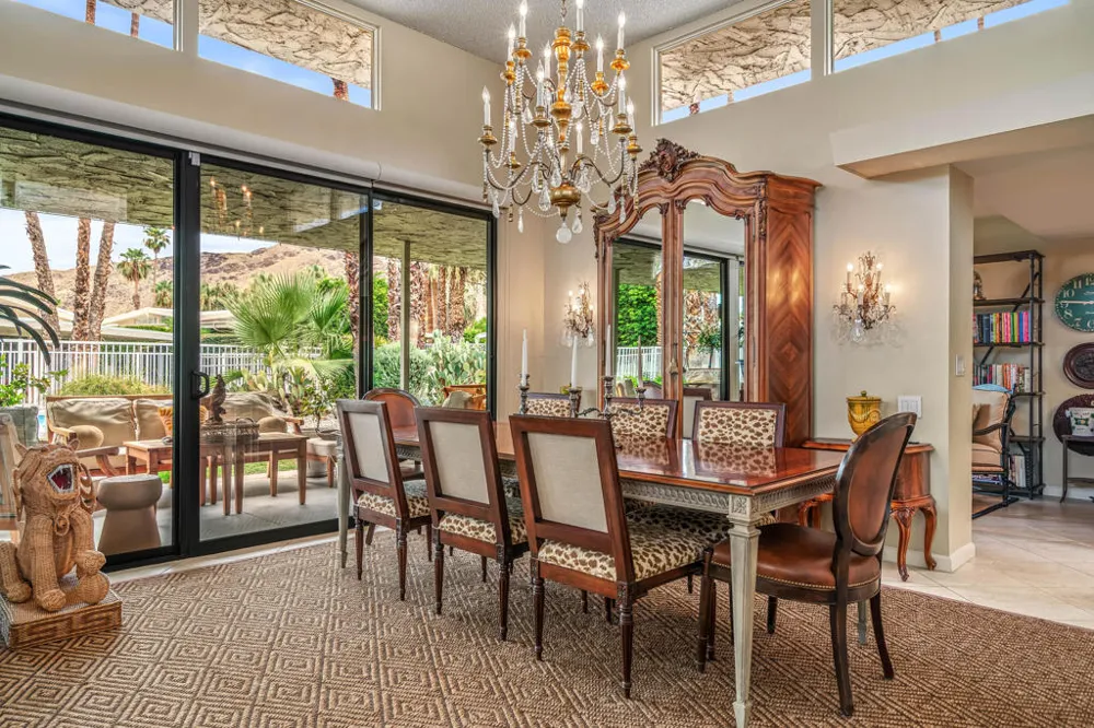 2162 S La Paz Way Palm Springs, CA 92264