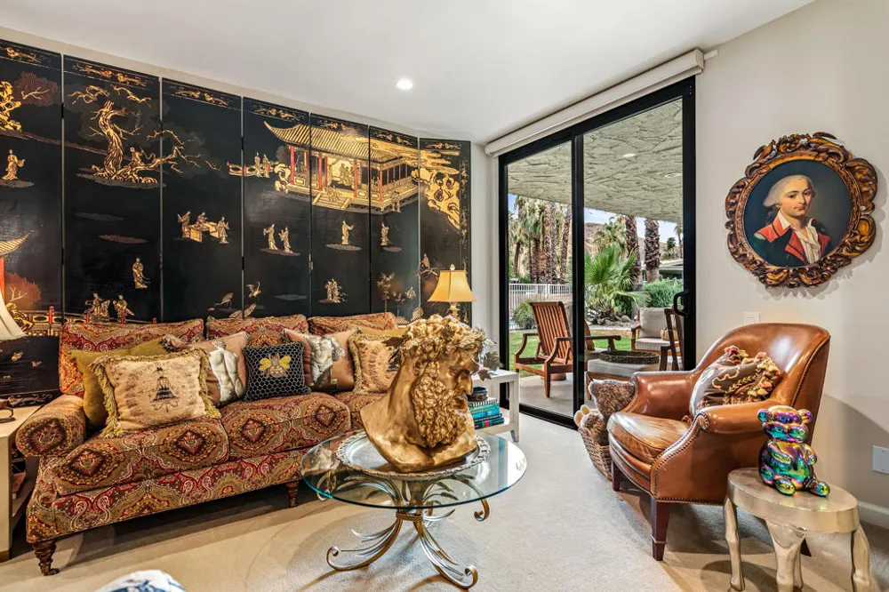 2162 S La Paz Way Palm Springs, CA 92264